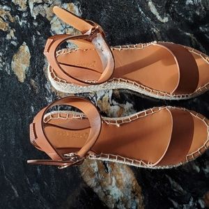 Shoe dazzle sandals